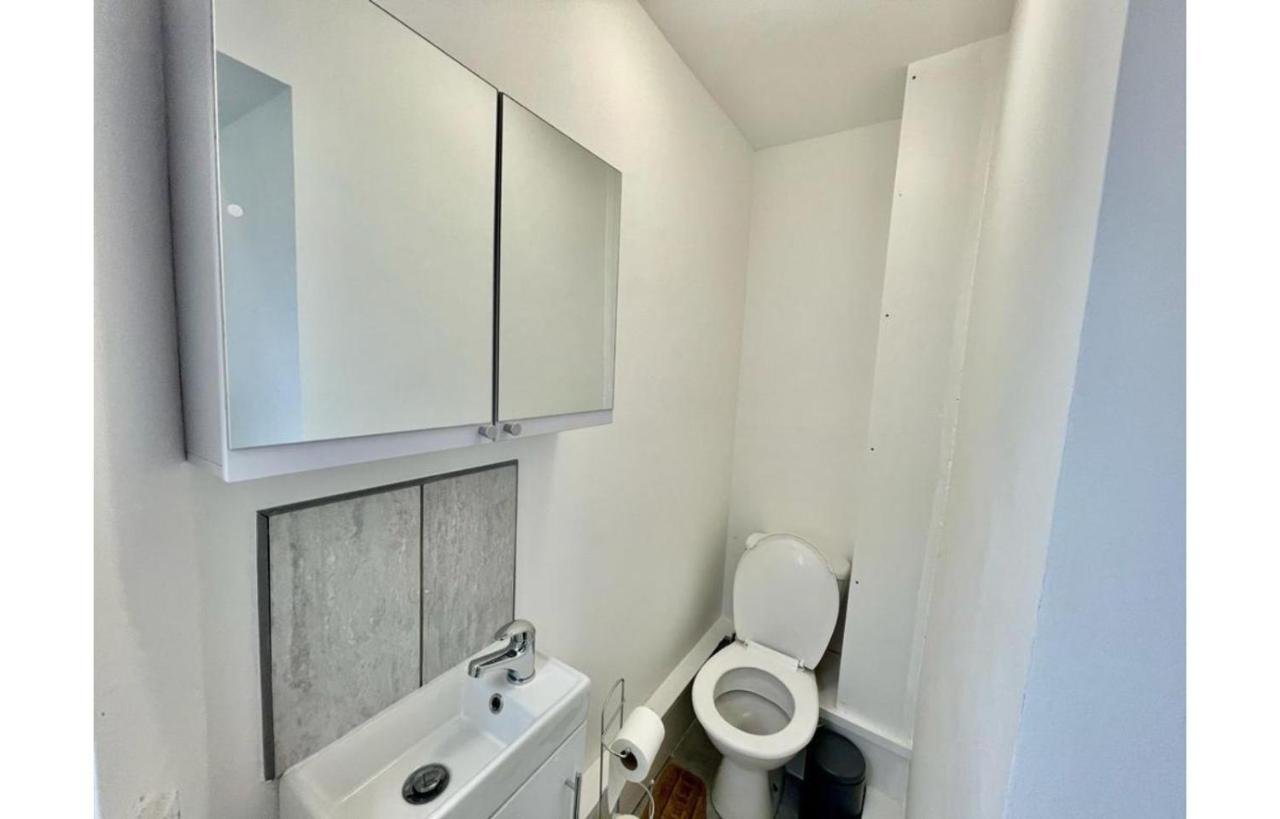 Cardiff City Centre Apartment- Penarth Road Exterior photo
